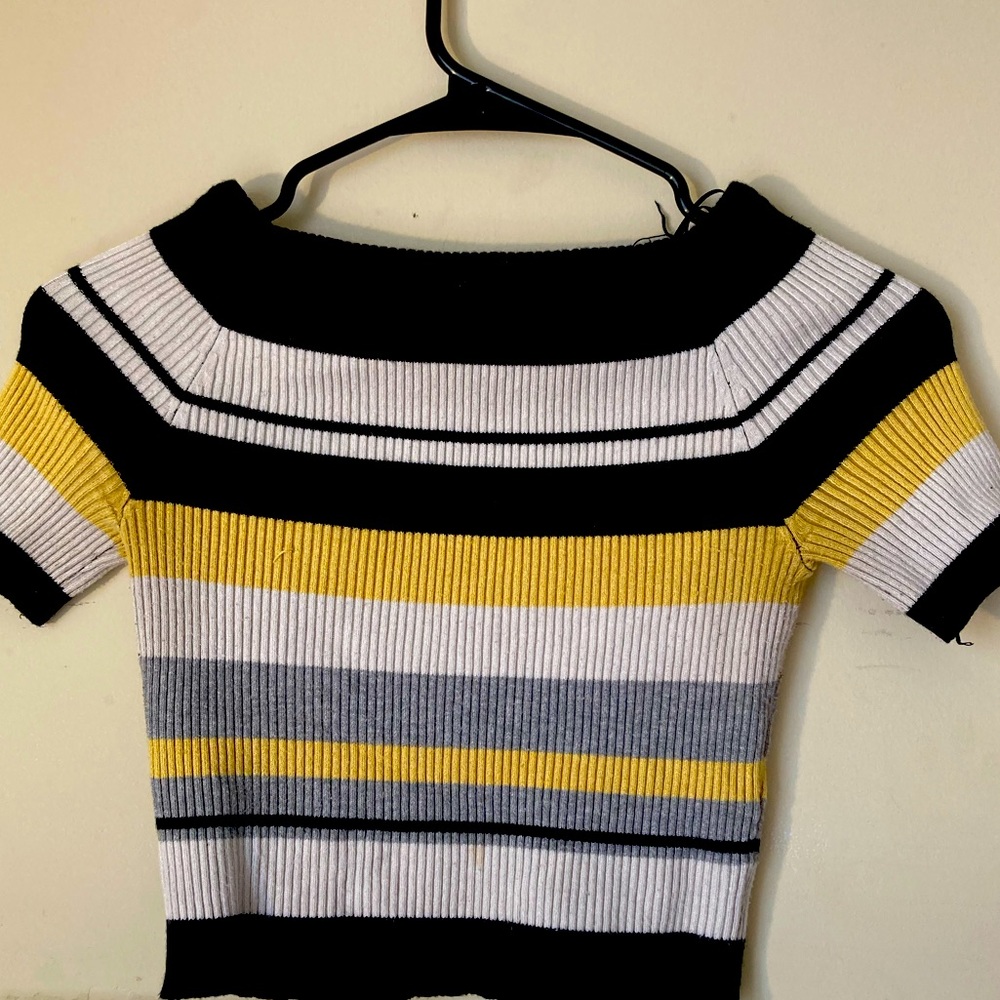 Spring Black & Yellow Striped Mid Sleeve Knit Crop Top
